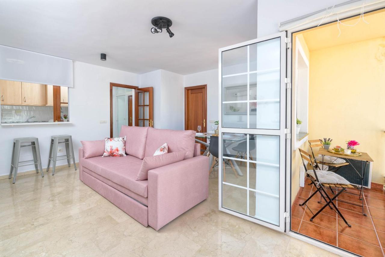 Wintowinrentals - La Estancia Free Parking Málaga Kültér fotó